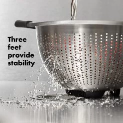 Stainless Steel 3 Qt./ 2.8L Colander -Kitchen Supply Store gg 11330800 stainlesssteelcolander3qt apdp 03